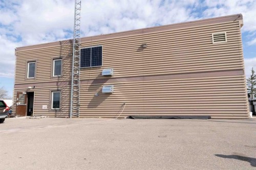 680N 300E, Raymond, AB 