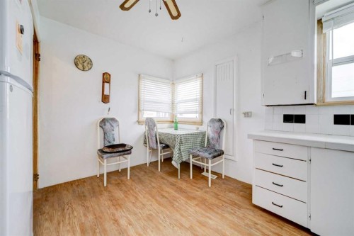 307 Grey Street, Granum, AB - Indoor Photo Showing Other Room