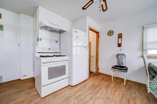 307 Grey Street, Granum, AB - Indoor Photo Showing Kitchen