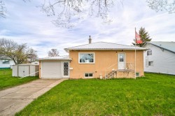 307 Grey Street Granum, AB T0L 1A0