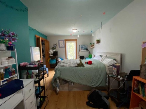 5302 19 Avenue, Coleman, AB - Indoor Photo Showing Bedroom