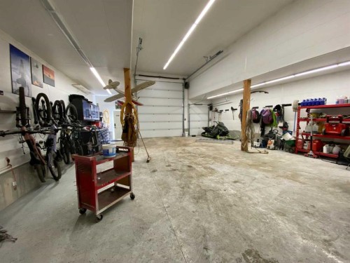 5302 19 Avenue, Coleman, AB - Indoor Photo Showing Garage