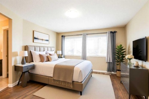 132 Firelight Way West, Lethbridge, AB - Indoor Photo Showing Bedroom