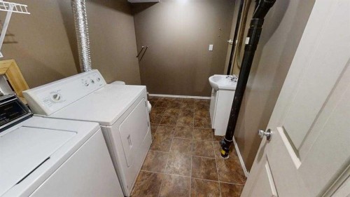 3-545 Highlands Boulevard West, Lethbridge, AB 