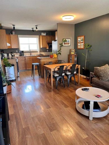 2-153 Silkstone, Lethbridge, AB - Indoor