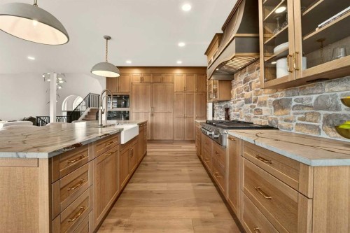 93 Prairie Arbour Boulevard South, Lethbridge, AB - Indoor Photo Showing Kitchen