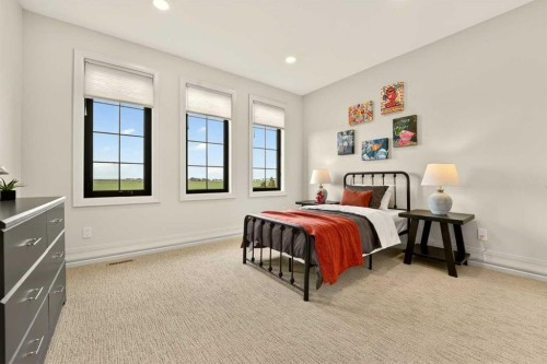 93 Prairie Arbour Boulevard South, Lethbridge, AB - Indoor Photo Showing Bedroom