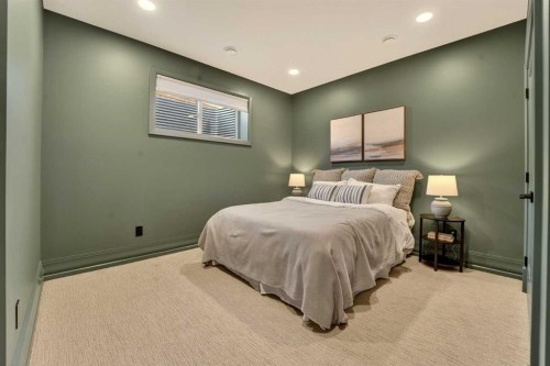93 Prairie Arbour Boulevard South, Lethbridge, AB - Indoor Photo Showing Bedroom