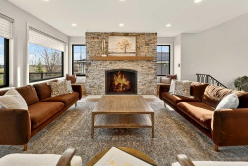 93 Prairie Arbour Boulevard South, Lethbridge, AB - Indoor Photo Showing Living Room With Fireplace