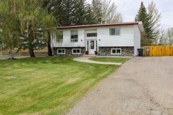 264 S 3 Street WESTMagrath, AB T0K 1J0