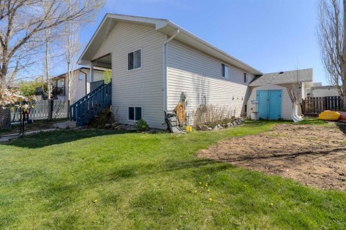 2404 9 Street, Coaldale, AB - Outdoor