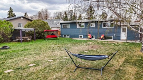 47 S 200 W, Raymond, AB - Outdoor