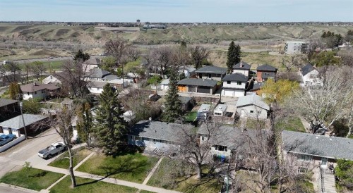 734 4 Street South, Lethbridge, AB - Outdoor With View