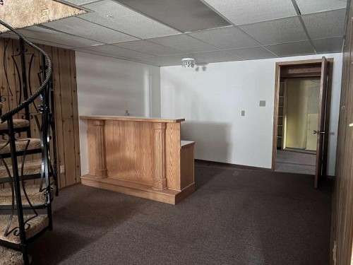 409 Centre Avenue Ne, Milk River, AB - Indoor Photo Showing Other Room