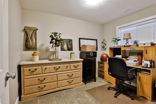 2-37 Cougar Cove North, Lethbridge, AB - Indoor Photo Showing Office
