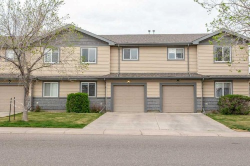 3-105 Silkstone Road WEST Lethbridge, AB T1J 3A8