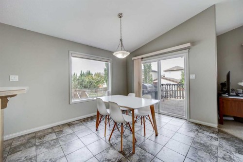 29 Coalbanks Link West, Lethbridge, AB - Indoor Photo Showing Dining Room