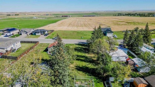 731 2 Street East, Cardston, AB 