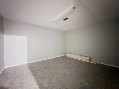 13553 18 Avenue, Blairmore, AB - Indoor Photo Showing Other Room