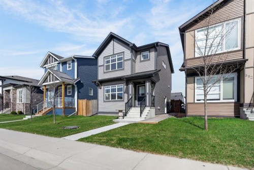 848 Chinook Gate Parade SW Airdrie, AB T0M 0E0