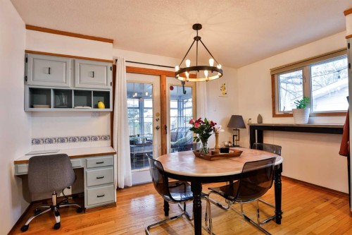 203 Ryerson Road West, Lethbridge, AB - Indoor Photo Showing Dining Room