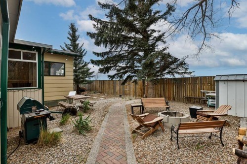203 Ryerson Road West, Lethbridge, AB - Outdoor