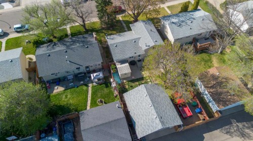 57 Honeysuckle Road North, Lethbridge, AB - Outdoor