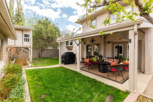 41 Simon Fraser Boulevard West, Lethbridge, AB - Outdoor With Deck Patio Veranda