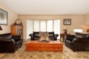 41 Simon Fraser Boulevard West, Lethbridge, AB  - Indoor Photo Showing Living Room 