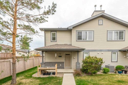 6-109 Silkstone Road West, Lethbridge, AB - Outdoor