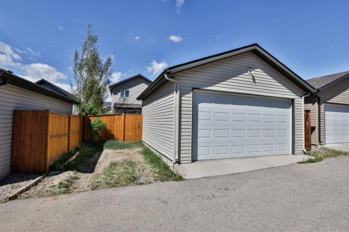 557 Mary Cameron Crescent North, Lethbridge, AB - Outdoor With Exterior