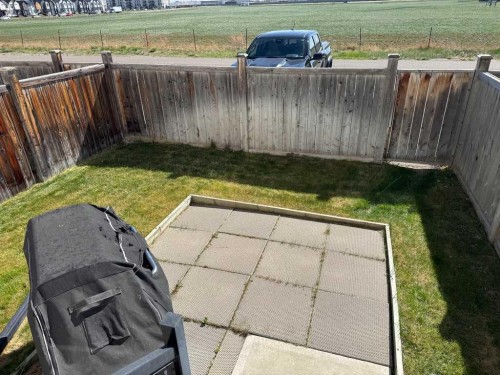 183 Lynx Road North, Lethbridge, AB 