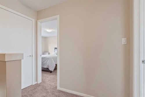2-422 Highlands Boulevard West, Lethbridge, AB - Indoor