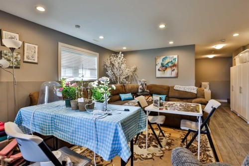 223 Couleesprings Terrace South, Lethbridge, AB - Indoor Photo Showing Dining Room
