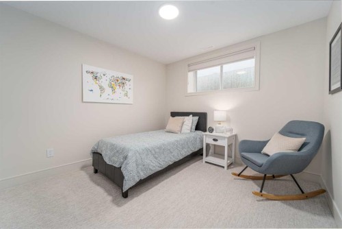 343 Blackwolf Boulevard North, Lethbridge, AB - Indoor Photo Showing Bedroom