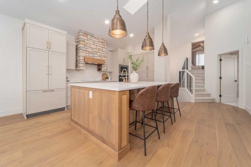 343 Blackwolf Boulevard North, Lethbridge, AB - Indoor Photo Showing Kitchen