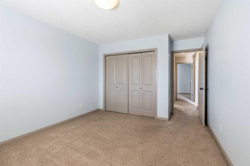 306 Keystone Lane West, Lethbridge, AB - Indoor Photo Showing Other Room