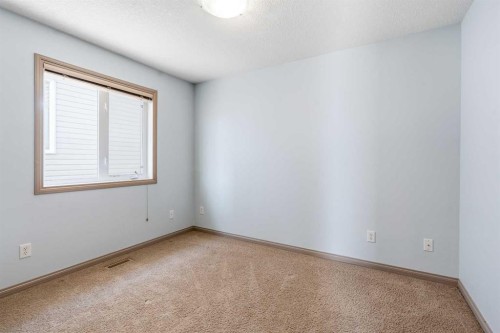306 Keystone Lane West, Lethbridge, AB - Indoor Photo Showing Other Room