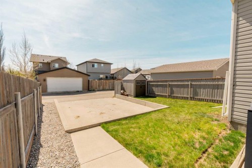306 Keystone Lane West, Lethbridge, AB - Outdoor