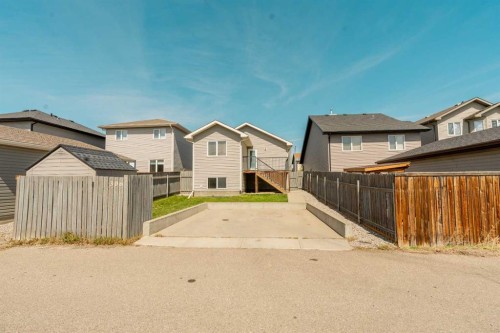 306 Keystone Lane West, Lethbridge, AB - Outdoor With Exterior