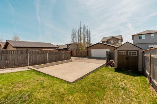 306 Keystone Lane West, Lethbridge, AB - Outdoor