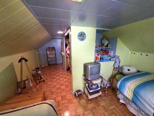 95070 Range Road 18-3, Rural Taber, M.D. Of, AB - Indoor Photo Showing Bedroom