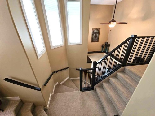 230 Firelight Crescent West, Lethbridge, AB - Indoor Photo Showing Other Room