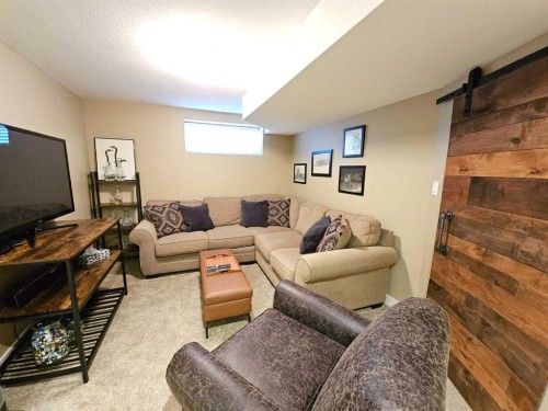 230 Firelight Crescent West, Lethbridge, AB - Indoor