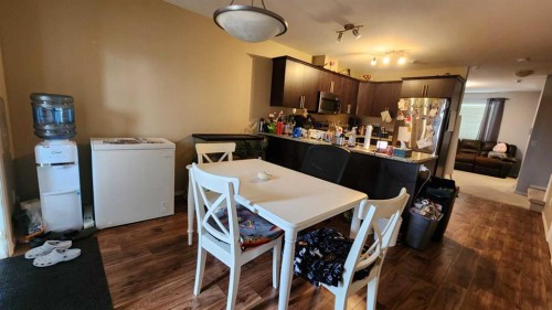 86-53 Keystone Terrace West, Lethbridge, AB - Indoor Photo Showing Dining Room