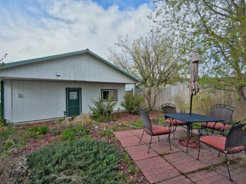 8126 20 Avenue, Coleman, AB - Outdoor