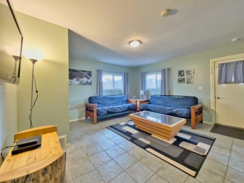 8126 20 Avenue, Coleman, AB - Indoor Photo Showing Other Room