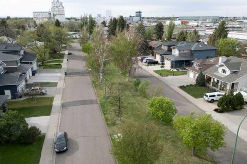 418 Dieppe Boulevard South, Lethbridge, AB - Outdoor With View