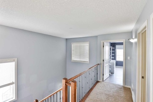 14 Thyrza Burkitt Place North, Lethbridge, AB - Indoor Photo Showing Other Room