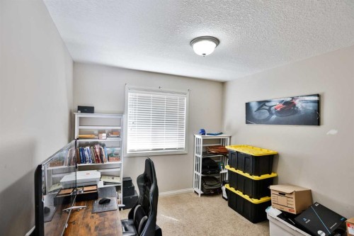14 Thyrza Burkitt Place North, Lethbridge, AB - Indoor Photo Showing Office
